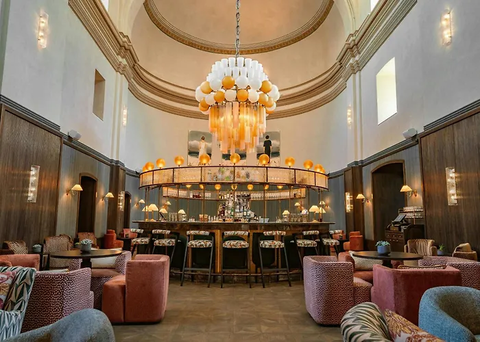 Hotel with pool: Stradom House, Autograph Collection